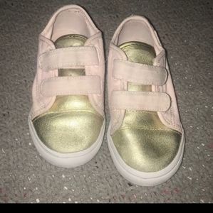 Converse kids Toddlers Girl Velcro Shoe 12.5 Pink